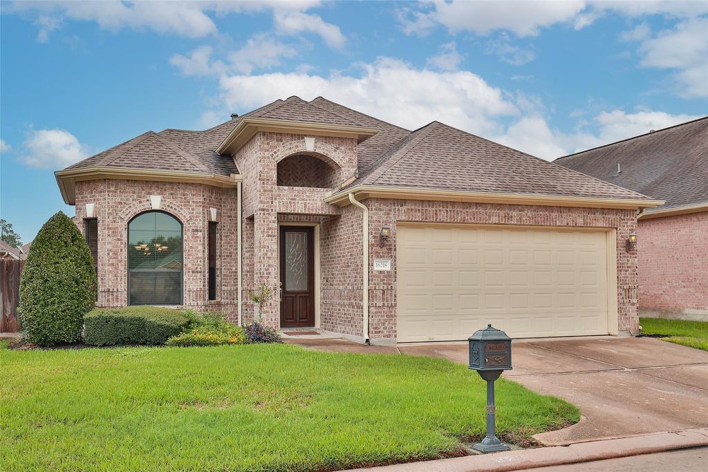 Photo of 16218 Jordyn Lake Drive, Tomball, TX 77377 (MLS # 45563484)