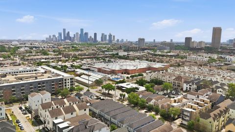 Tiny photo for 4210 Koehler Street #B, Houston, TX 77007 (MLS # 19829724)