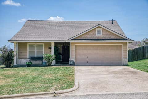 Photo of 1710 Dempsey Street, Brenham, TX 77833 (MLS # 8872021)