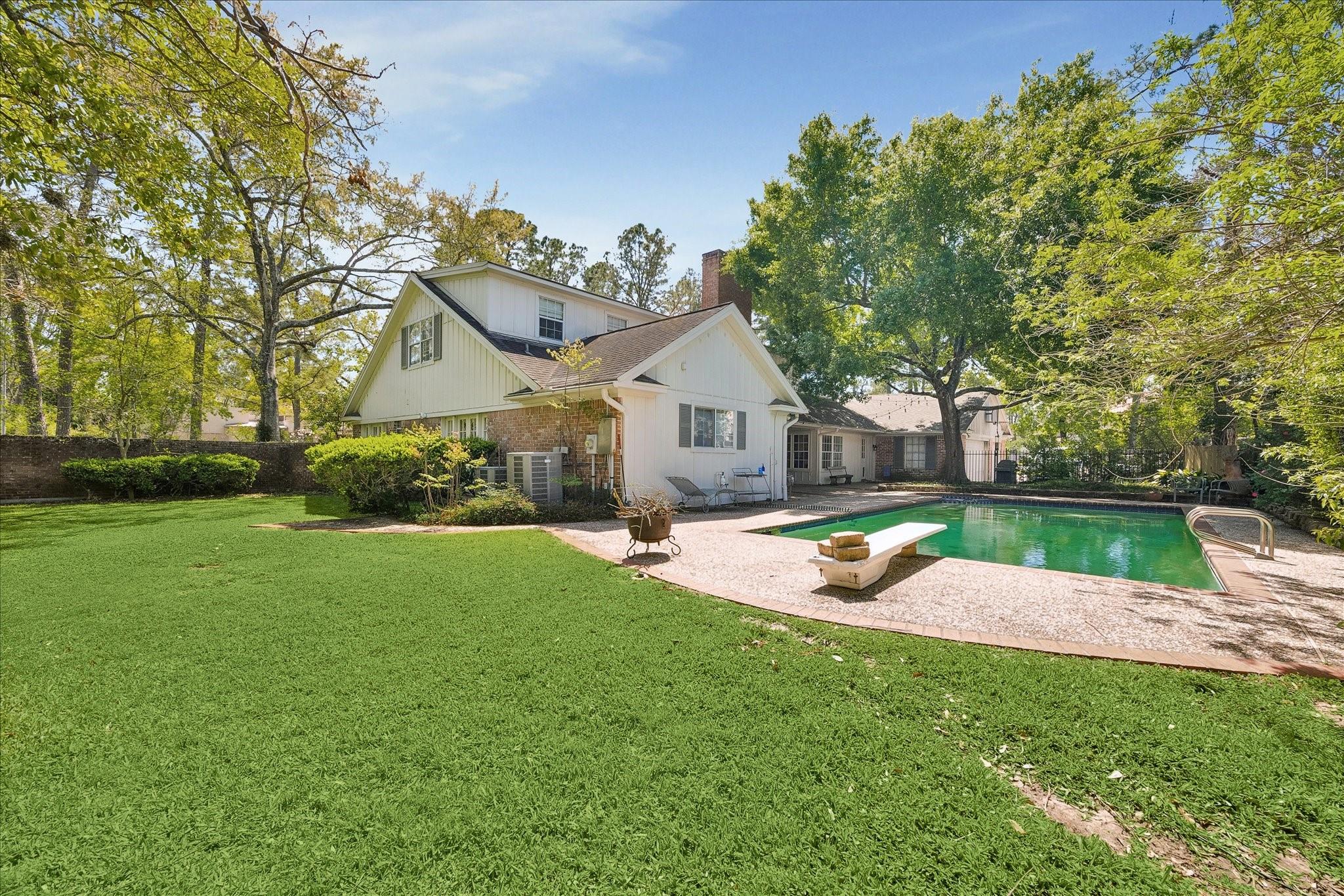 10926 Wickwild Street