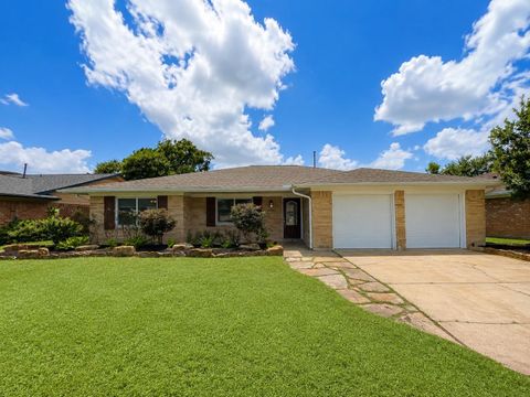 Photo of 2502 Lufkin Lane, Deer Park, TX 77536 (MLS # 55008741)