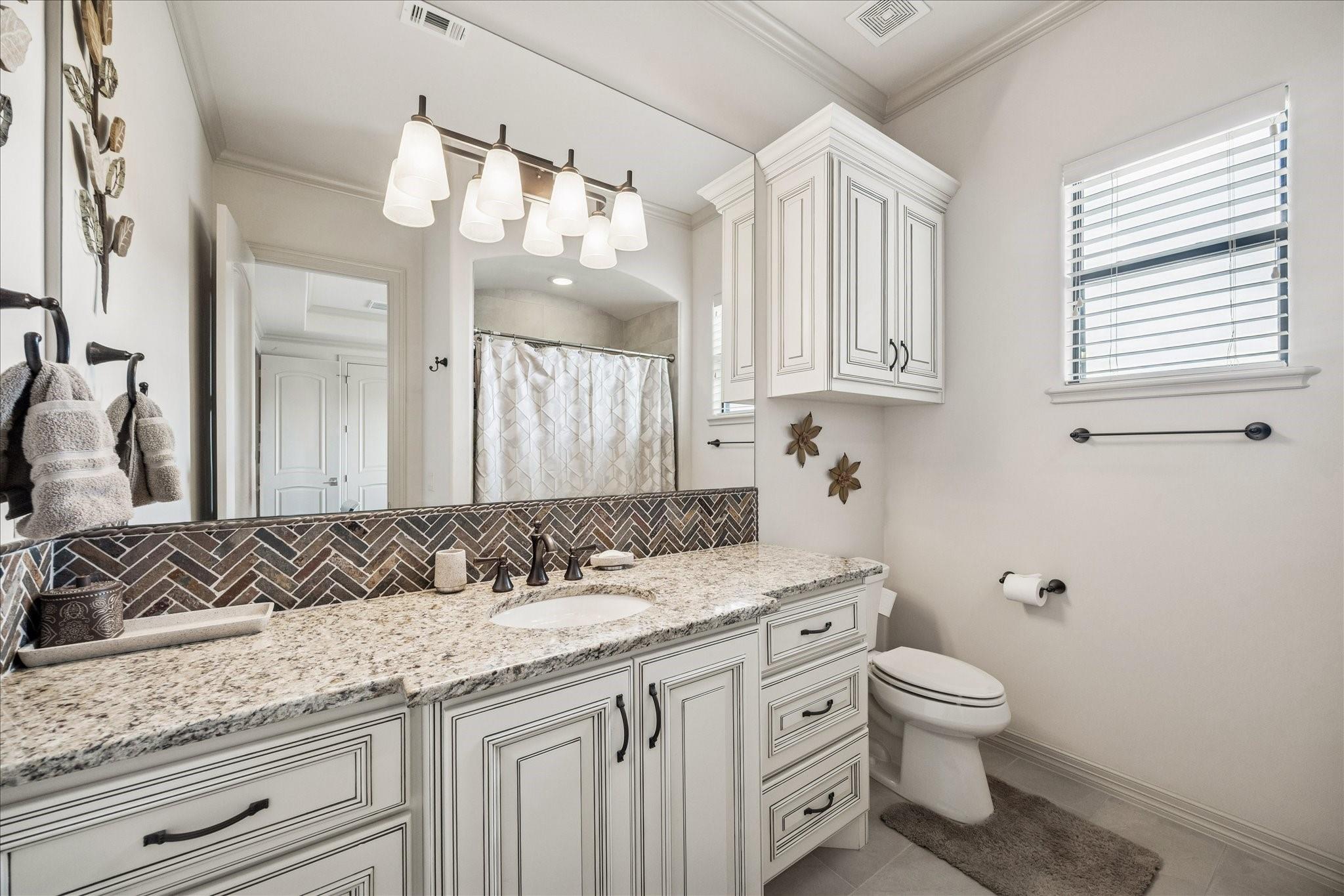 Sugar Land, Texas, 77479, United States, 5 Bedrooms Bedrooms, ,6 BathroomsBathrooms,Residential,Active,2023413