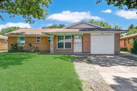 Tiny photo for 2646 Jonesboro Avenue, Dallas, TX 75228 (MLS # 14385400)