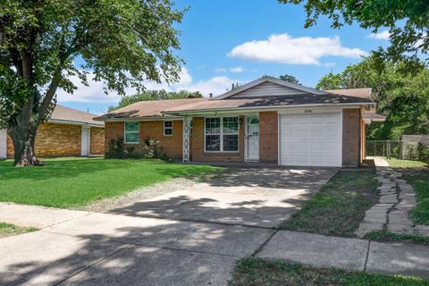 Tiny photo for 2646 Jonesboro Avenue, Dallas, TX 75228 (MLS # 14385400)