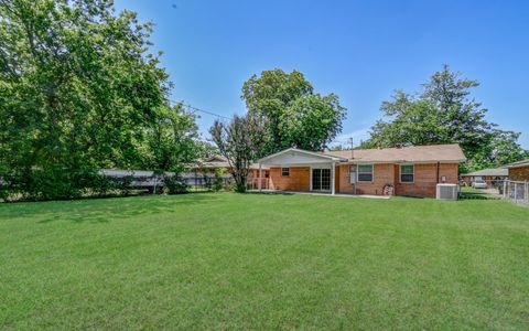 Tiny photo for 2646 Jonesboro Avenue, Dallas, TX 75228 (MLS # 14385400)