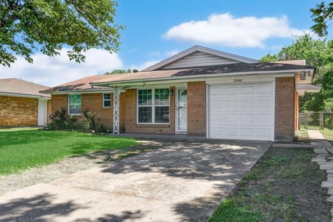 Tiny photo for 2646 Jonesboro Avenue, Dallas, TX 75228 (MLS # 14385400)