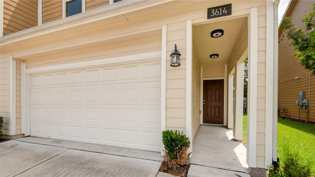 Photo of 3614 Vista Pointe Drive, Pasadena, TX 77504 (MLS # 10847790)