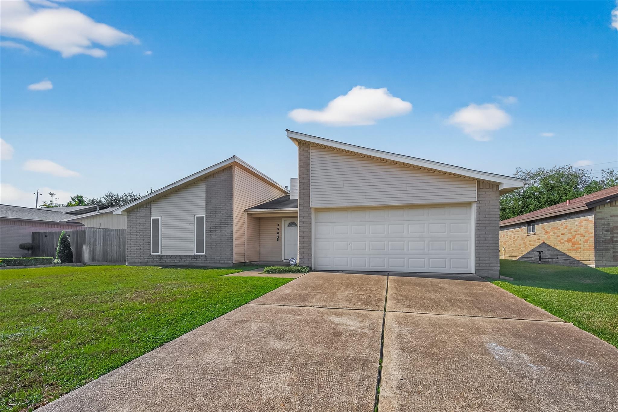 2905 Park Shadow Lane