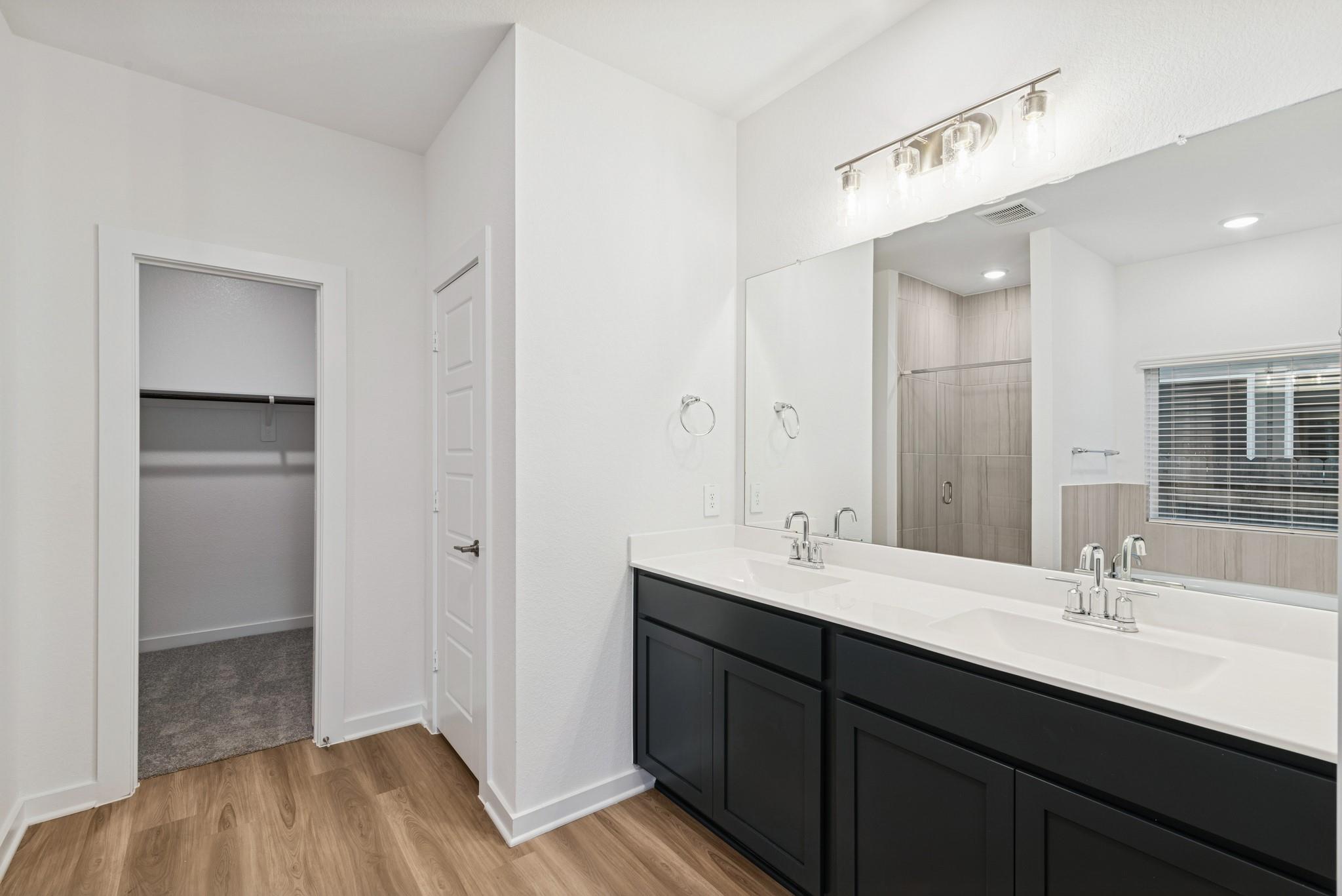 978 Garden Path Drive