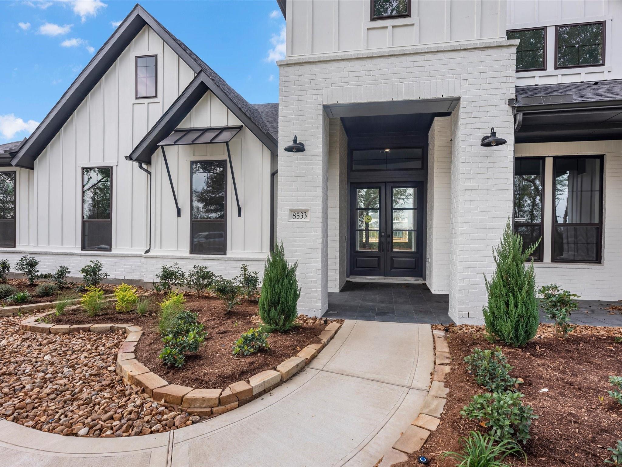 8533 Bois D'arc Lane