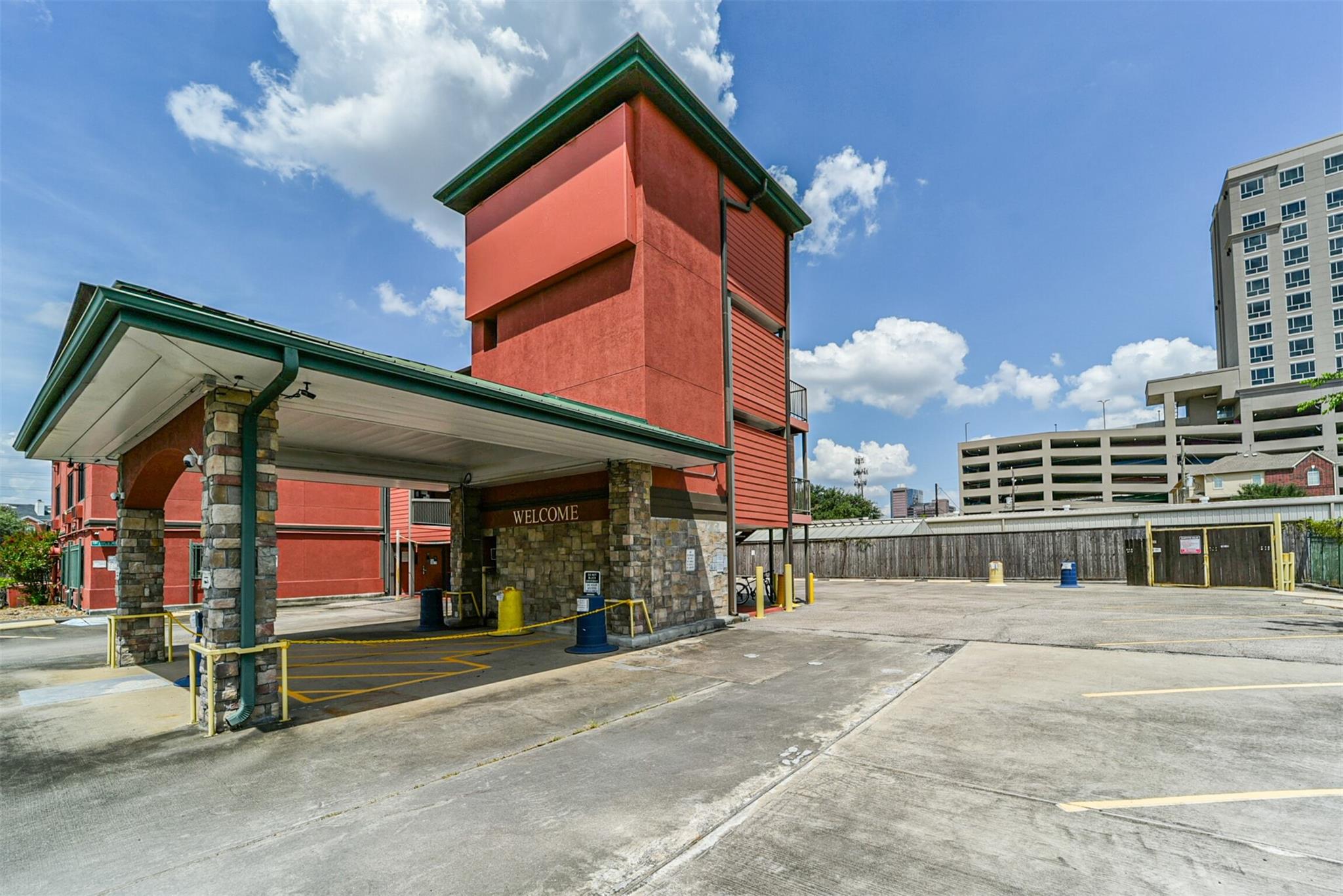 1025 Swanson Street 309