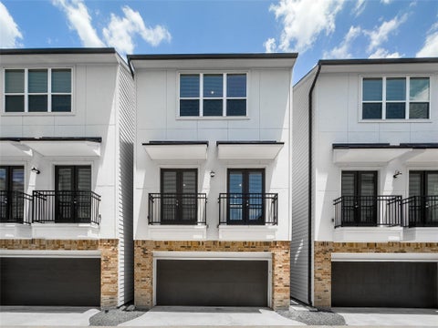 Photo of 1250 N Post Oak Road #C, Houston, TX 77055 (MLS # 66495580)