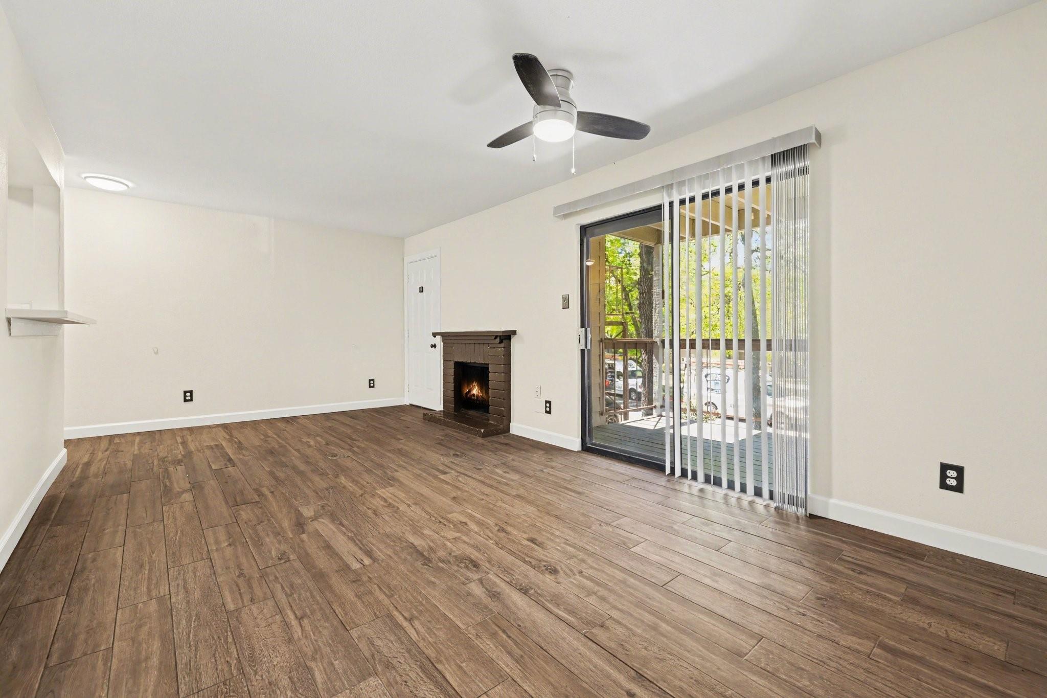 3500 Tangle Brush Drive 83