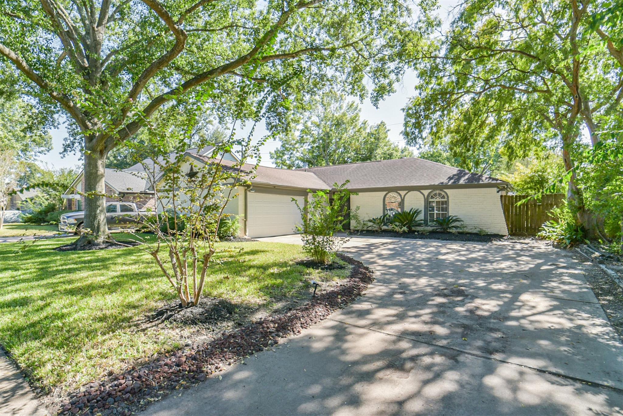 22203 Fincastle Drive