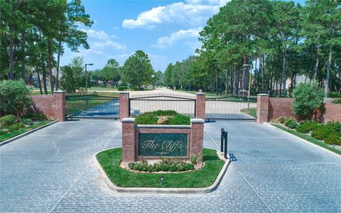 706 Mountain View Drive Montgomery TX 77356