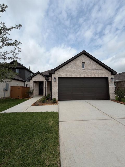 Photo of 8123 Kay Harbor Drive, Cypress, TX 77433 (MLS # 45425014)