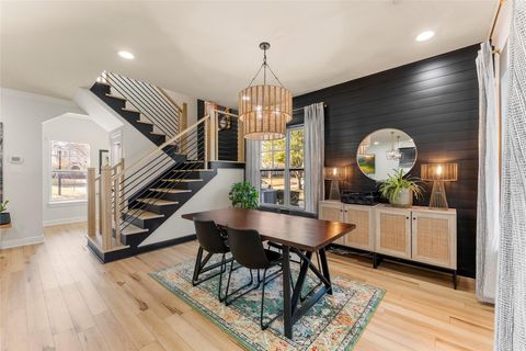 Townhouse For Sale - 206 Kendrick Pines Boulevard<br/> Spring, TX 77389