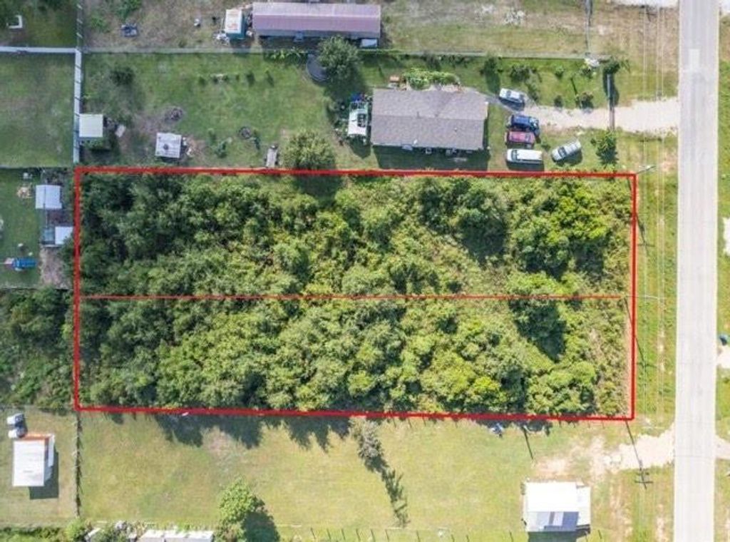 Photo of 2372 County Road 3540, Cleveland, TX 77327 (MLS # 90148420)