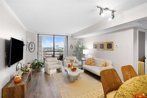 Photo of 3525 Sage Road #1612, Houston, TX 77056 (MLS # 73533831)