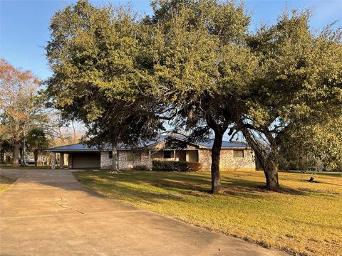 Homes For Sale - 1672 Fm 318<br/> Lavaca County, Hallettsville, TX 77964