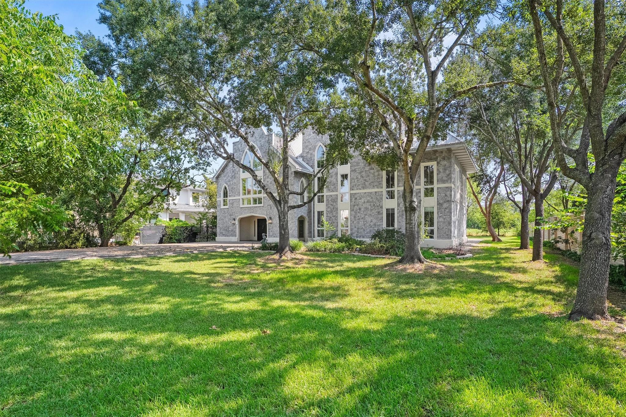 804 Mulberry Lane