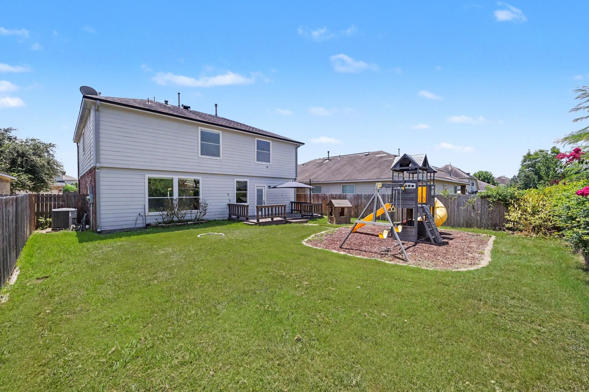 8122 Hardy Elm Street
