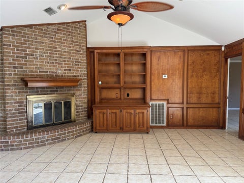 Photo of 8614 Freewood Street, Houston, TX 77034 (MLS # 44706624)