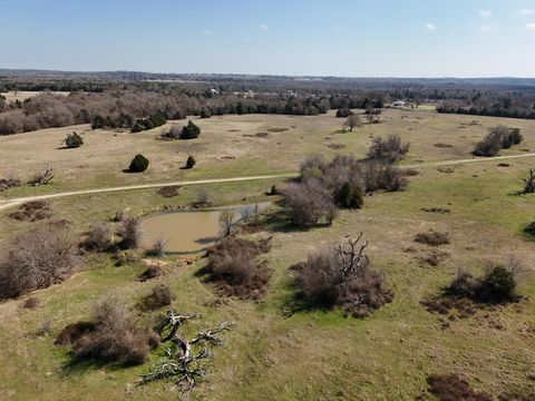 Photo of 221 Fcr 441, Fairfield, TX 75840 (MLS # 93467777)