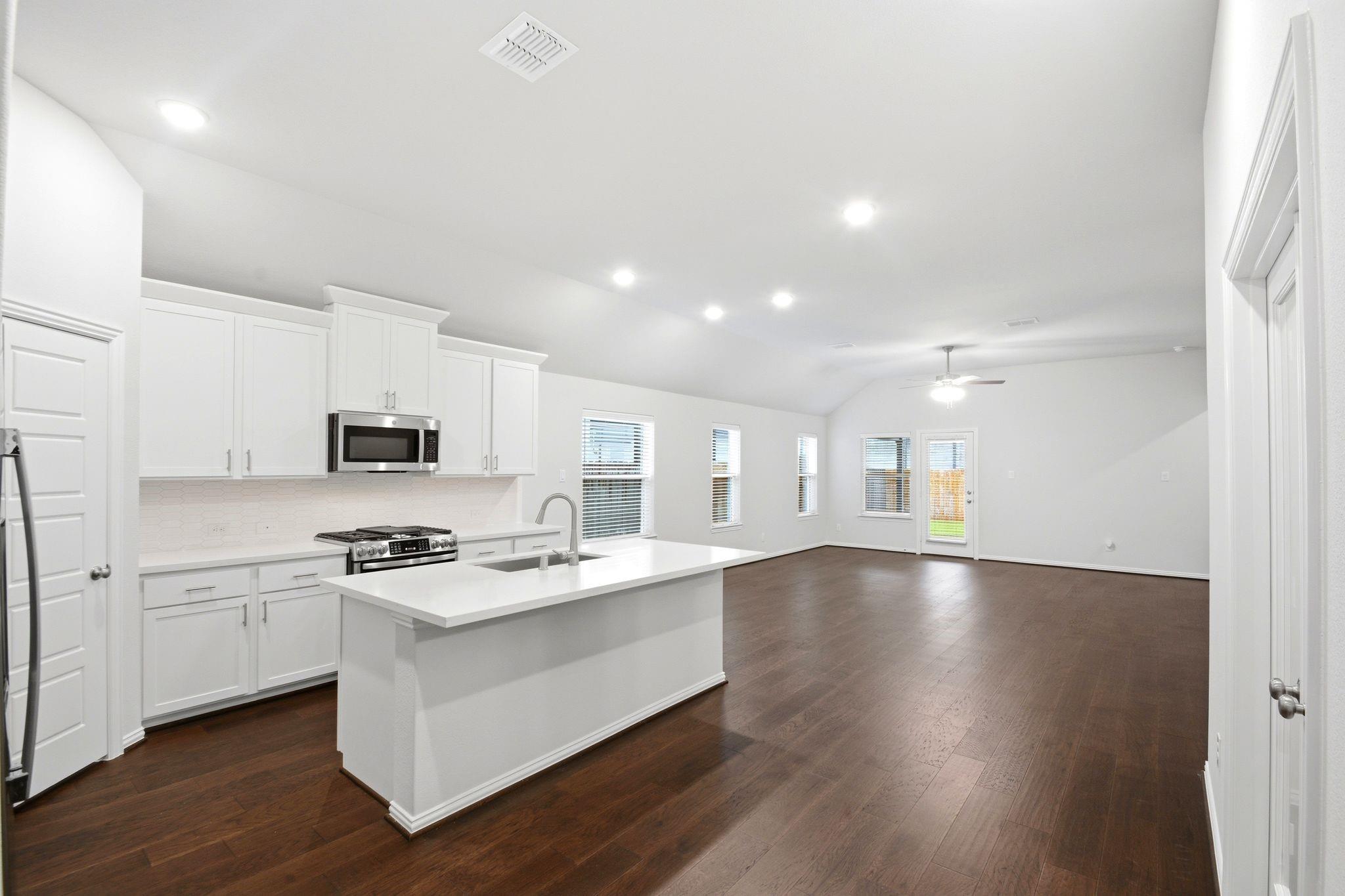 2106 Villa Flora Lane