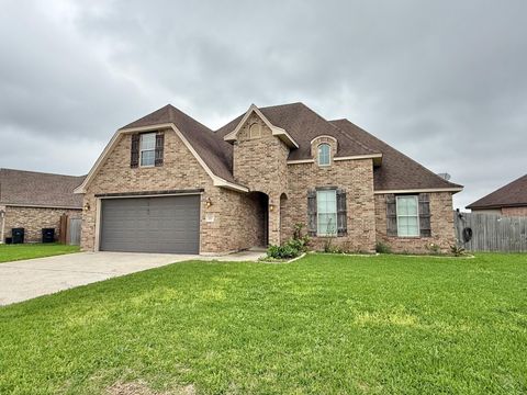 Homes For Sale - 177 Sterling Ridge Drive<br/> Jefferson County, Nederland, TX 77627