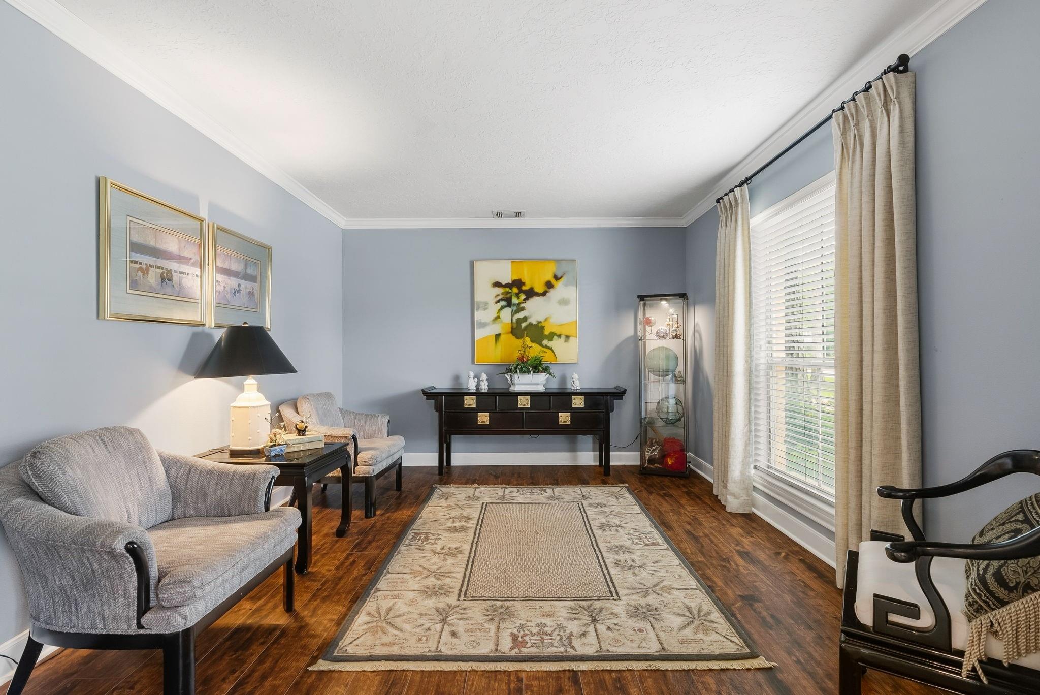 8342 Knurled Oak Lane