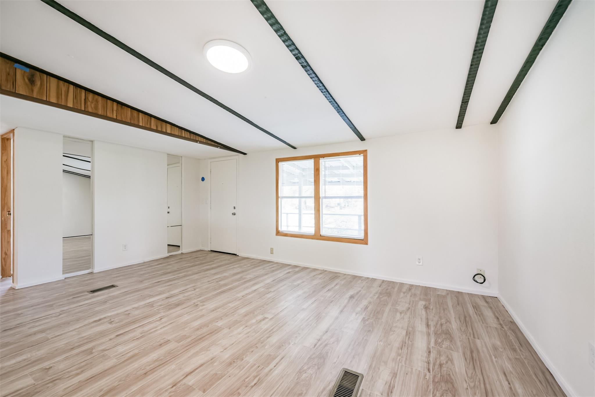 1749 Max Road 2
