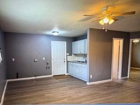Photo of 8010 Roswell Street, Houston, TX 77022 (MLS # 12949190)