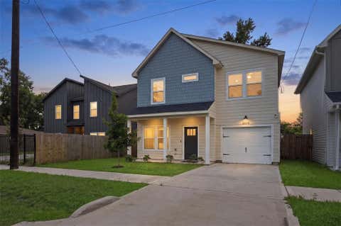 Photo of 8019 Elbert Street, Houston, TX 77028 (MLS # 68862862)