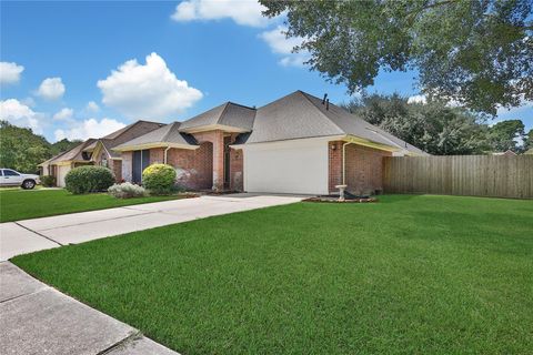 Photo of 21744 York Timbers Drive, Kingwood, TX 77339 (MLS # 95684321)