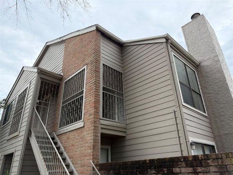 Photo of 6701 Sands Point Drive #9, Houston, TX 77074 (MLS # 37288249)