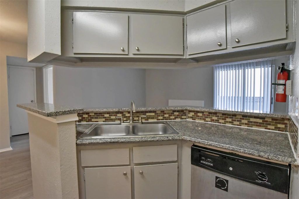 Photo of 2700 S Dairy Ashford Road #634D, Houston, TX 77082 (MLS # 22879323)