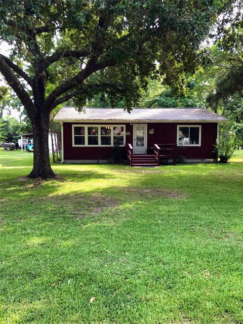 114 River Road Goodrich TX 77335