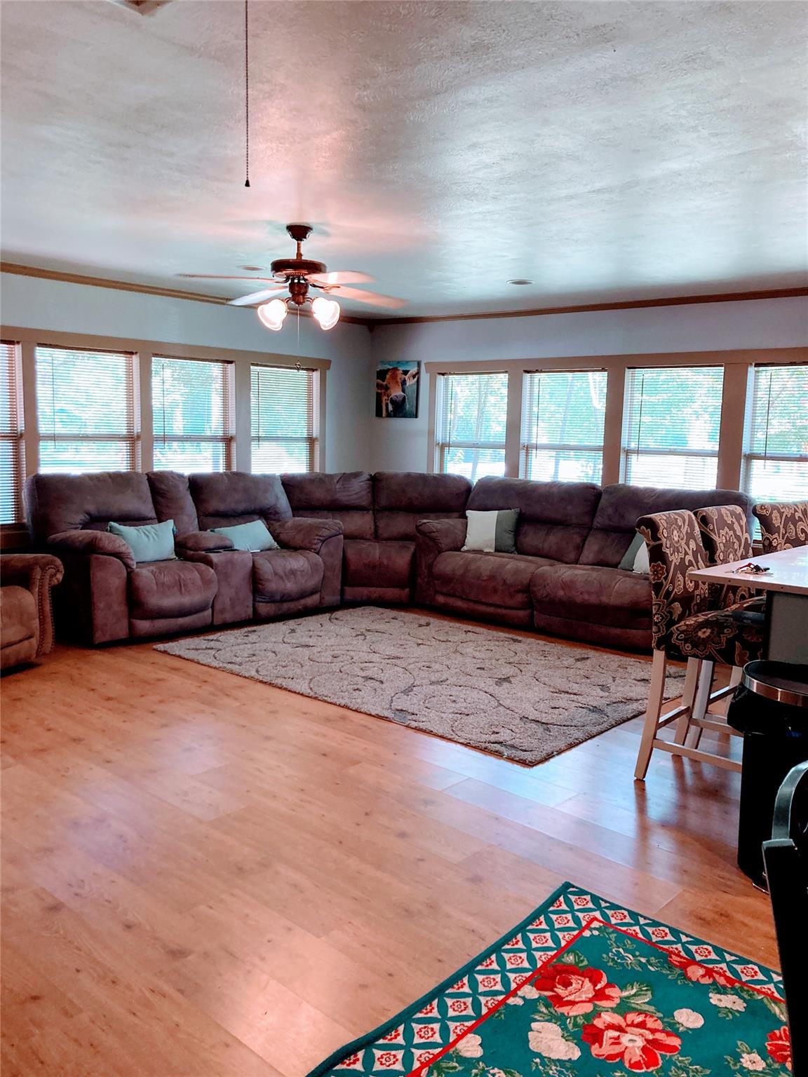 114 River Road