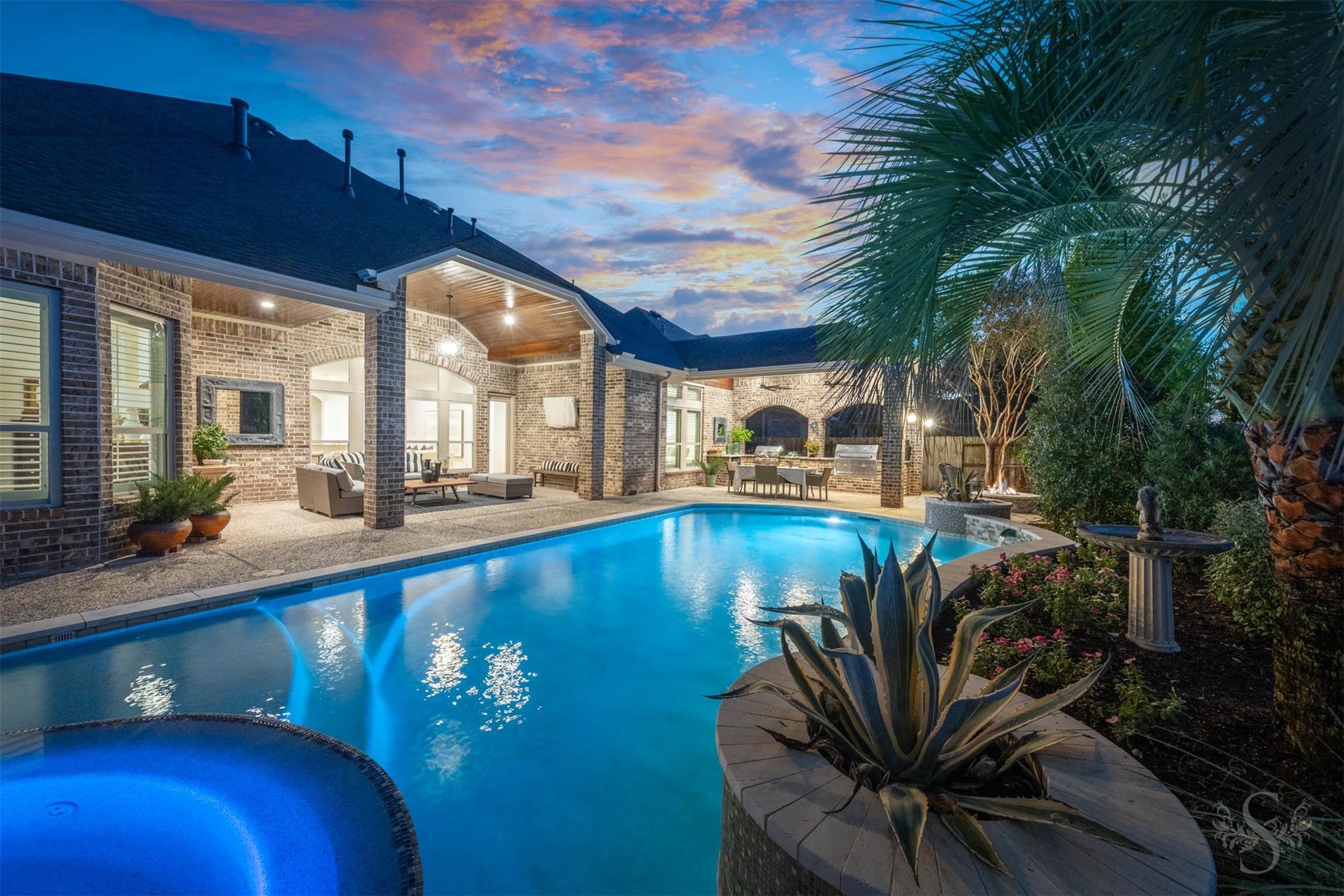 26726 Cedardale Pines Dr