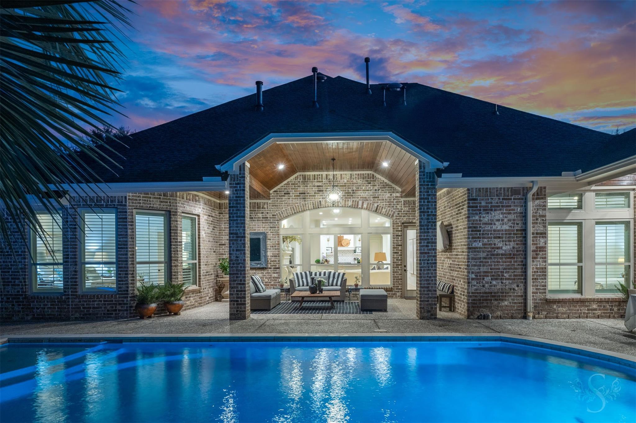 26726 Cedardale Pines Dr
