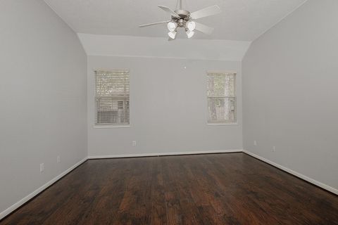 Tiny photo for 131 S Spinning Wheel Circle, The Woodlands, TX 77382 (MLS # 43608684)