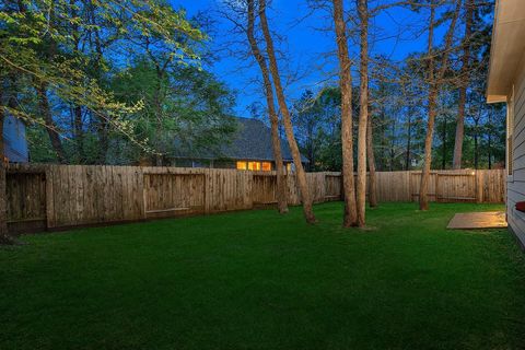Tiny photo for 131 S Spinning Wheel Circle, The Woodlands, TX 77382 (MLS # 43608684)