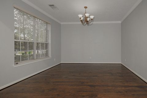Tiny photo for 131 S Spinning Wheel Circle, The Woodlands, TX 77382 (MLS # 43608684)