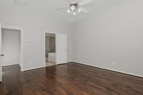Tiny photo for 131 S Spinning Wheel Circle, The Woodlands, TX 77382 (MLS # 43608684)
