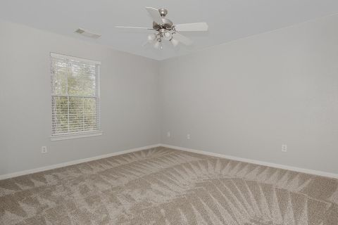 Tiny photo for 131 S Spinning Wheel Circle, The Woodlands, TX 77382 (MLS # 43608684)