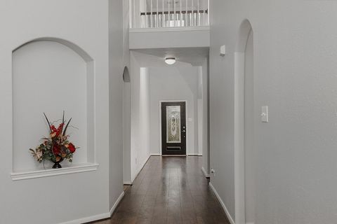 Tiny photo for 131 S Spinning Wheel Circle, The Woodlands, TX 77382 (MLS # 43608684)