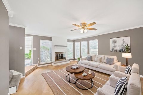 Photo of 7716 Challie Lane #7716, Houston, TX 77088 (MLS # 44059839)