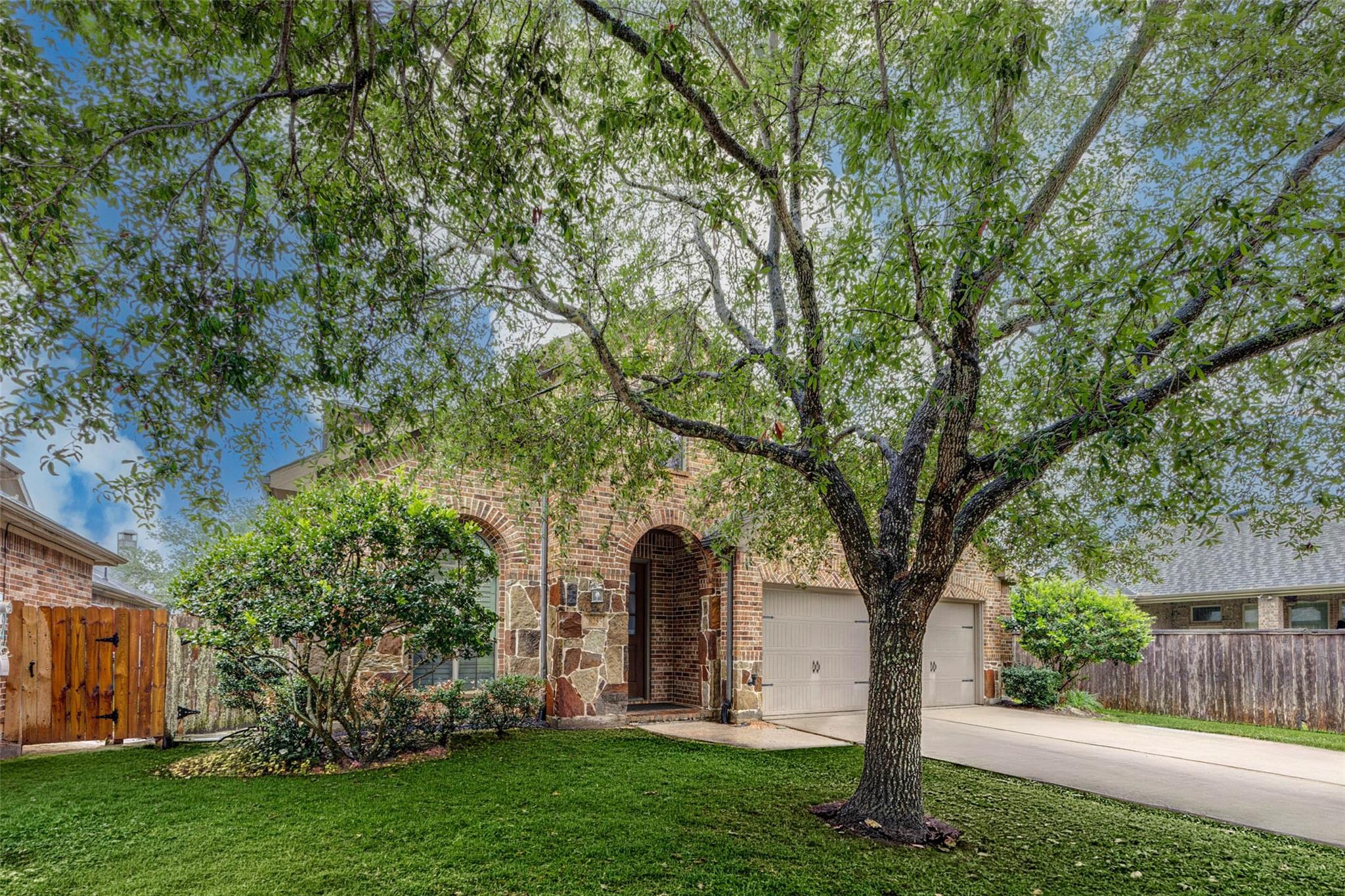 28255 Stonestead Drive