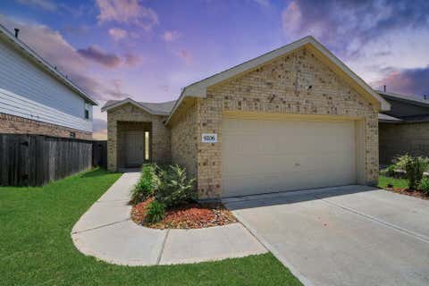 Photo of 9206 Burnet Fields Drive, Baytown, TX 77521 (MLS # 37115916)